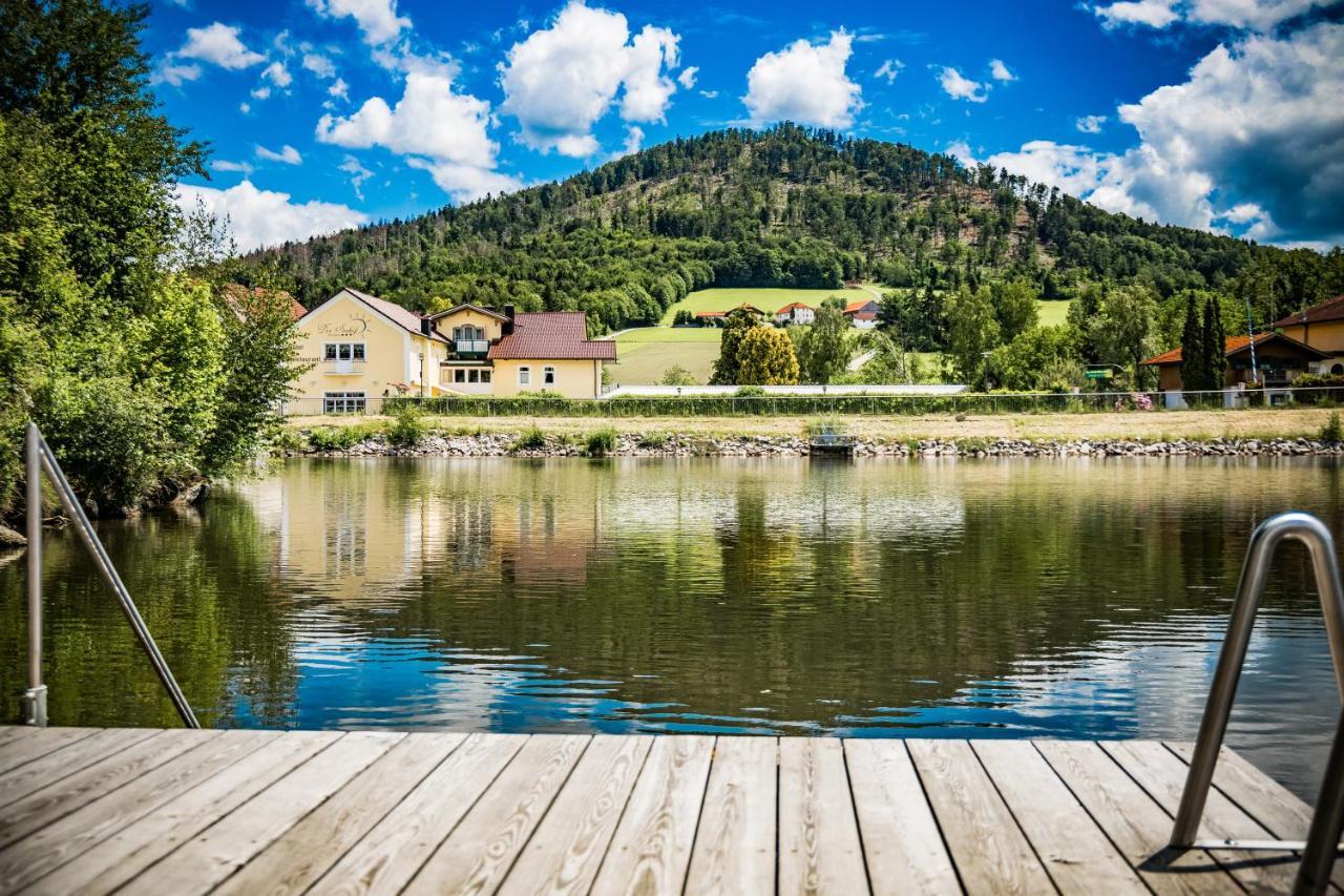 Hotel Der Seehof Hauzenberg Bagian luar foto