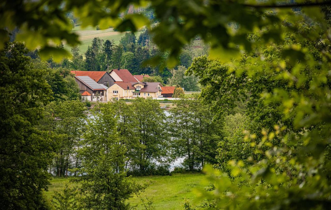Hotel Der Seehof Hauzenberg Bagian luar foto